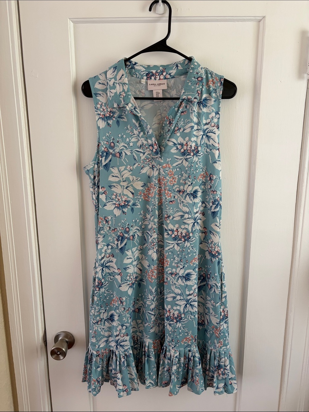 Laura Ashley floral print, sleeveless ruffled golf and tennis dress
